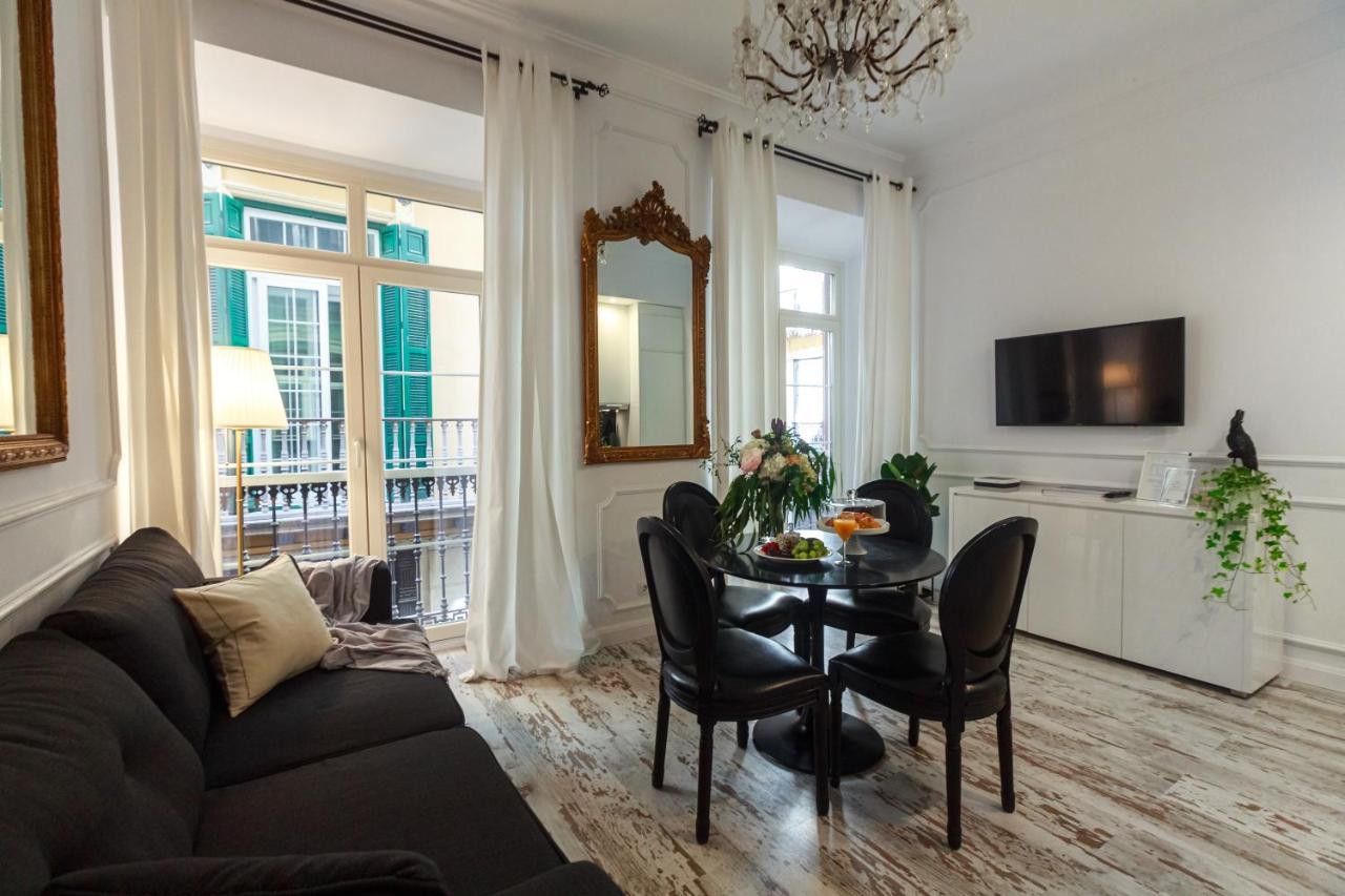 La Luna Suite In Old Town Of Малага Екстериор снимка