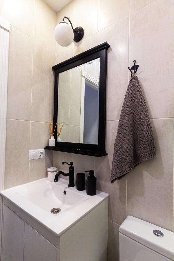 La Luna Suite In Old Town Of Малага Екстериор снимка